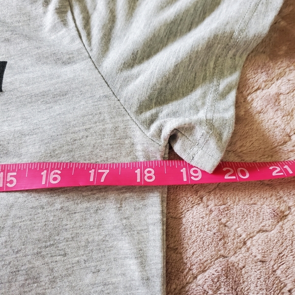 Disney Signs That You’re A Villain Gray Villains Graphic T-Shirt Size M (7-9) - Picture 9 of 10